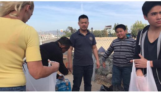 Volunteers Feed homeless in Orange, California